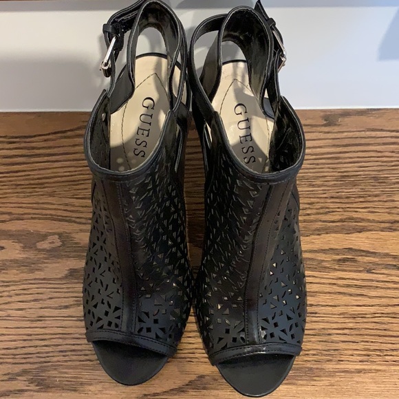 GUESS Black Ankle Stiletto - Picture 3 of 3